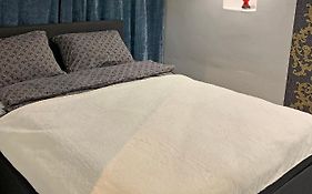 Lily'S Apartment